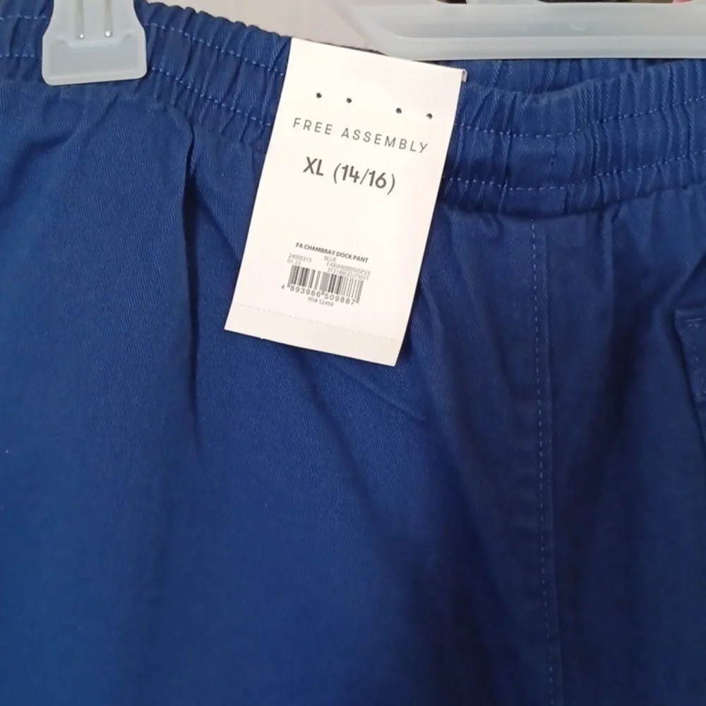 Free Assembly size 14